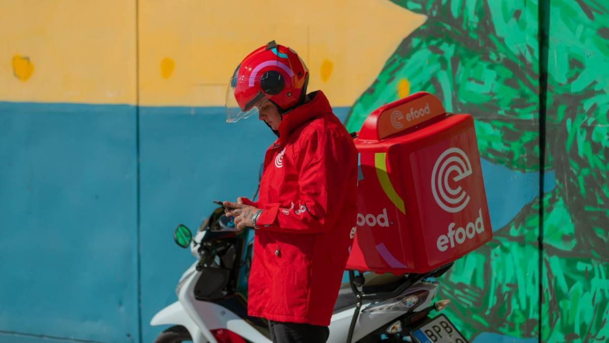 efood: Μετατροπή όλων των συμβάσεων εργασίας σε αορίστου χρόνου