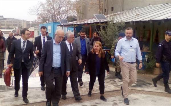 Ο Πορτογάλος ΥΠΕΣ επισκέπτεται τη δομή φιλοξενίας του Ελαιώνα