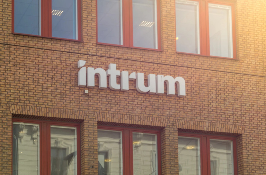 Intrum: Ολοκλήρωση αναδιάρθρωσης και ρεκόρ κερδών α' τριμήνου