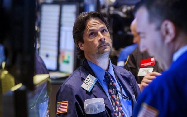 Wall Street: Απώλειες εξαιτίας της απειλής της παγκόσμιας οικονομίας