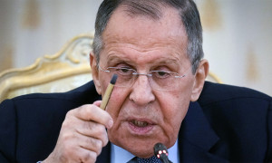 Λαβρόφ: Ευχαριστεί την Κίνα και επιτίθεται στην Ευρώπη