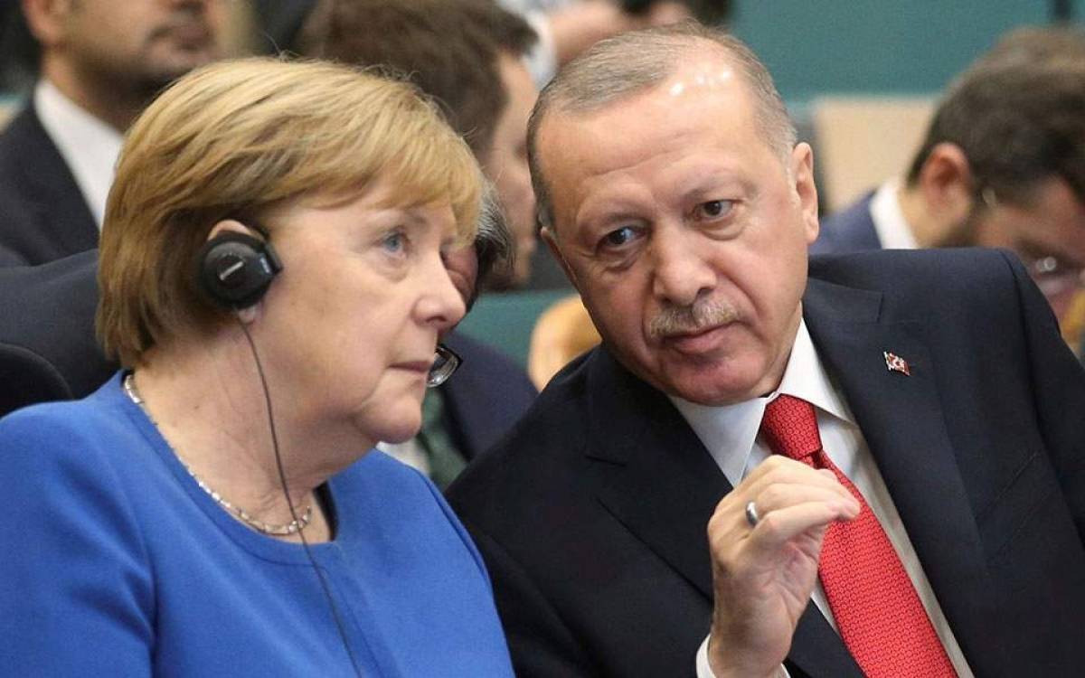 Επίσημη επιβεβαίωση: Η Μέρκελ απέτρεψε «θερμό επεισόδιο» Ελλάδας- Τουρκίας