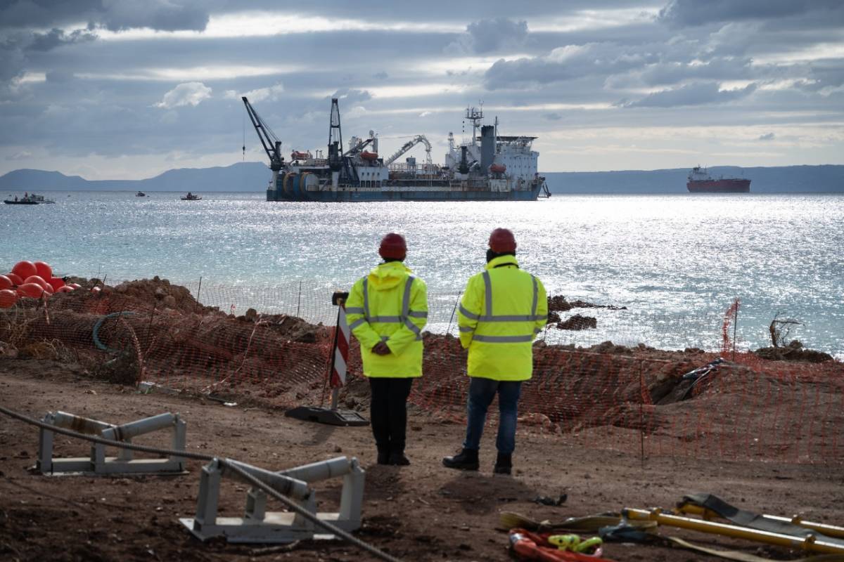 ΑΔΜΗΕ: Τα ρεκόρ της ηλεκτρικής διασύνδεσης Κρήτης-Πελοποννήσου