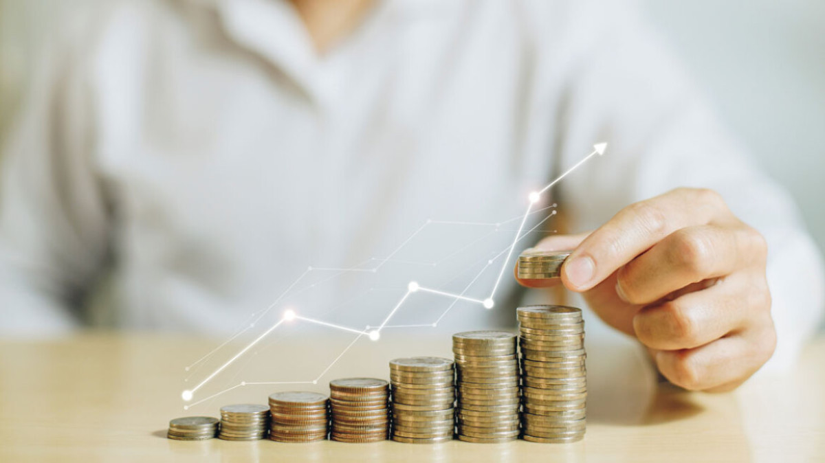ΕΛΣΤΑΤ: Αυξήθηκε κατά 4,5% το διαθέσιμο εισόδημα των νοικοκυριών το 2024