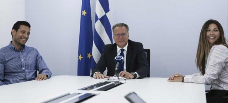 H νέα επικοινωνιακή «τριπλέτα» της Νέας Δημοκρατίας