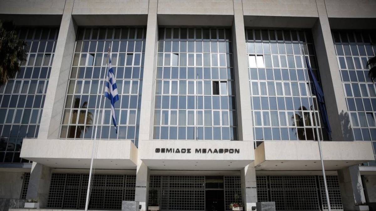 Πρόεδρος Αρείου Πάγου: Να αφήσουν τη Δικαιοσύνη εκτός πολιτικών σκοπιμοτήτων