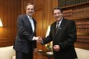 Σαμαράς-Αναστασιάδης: Εκκίνηση δύσκολων διαπραγματεύσεων για το Κυπριακό και στο βάθος δημοψήφισμα