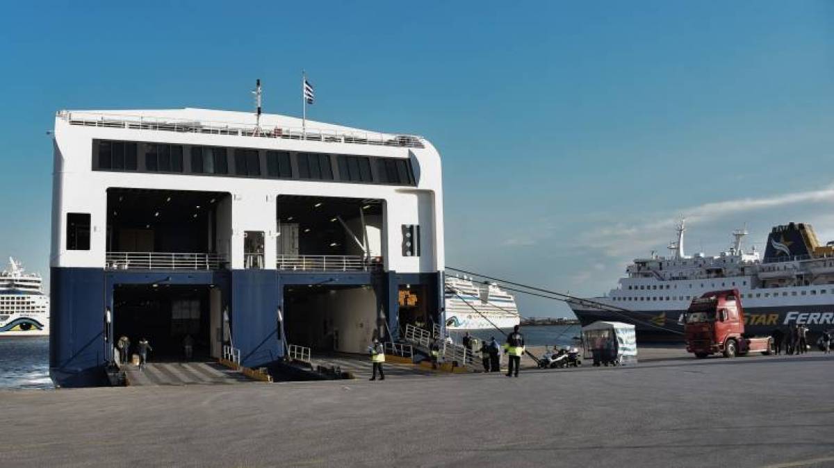 Τι ισχύει με τις μετακινήσεις από και προς τα νησιά