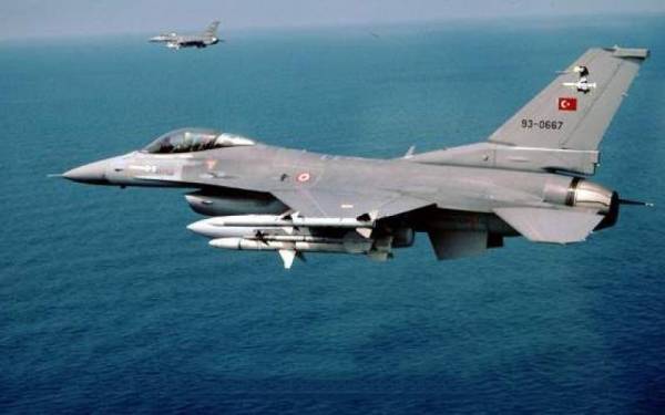 46 παραβιάσεις του ελληνικού εναέριου χώρου από τουρκικά αεροσκάφη