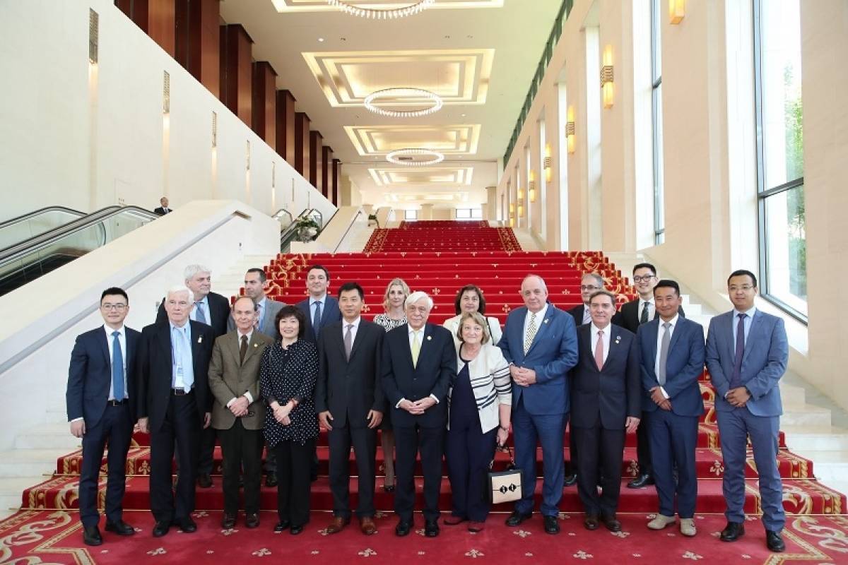 Στο Executive Briefing Center της Huawei στο Πεκίνο ο Παυλόπουλος