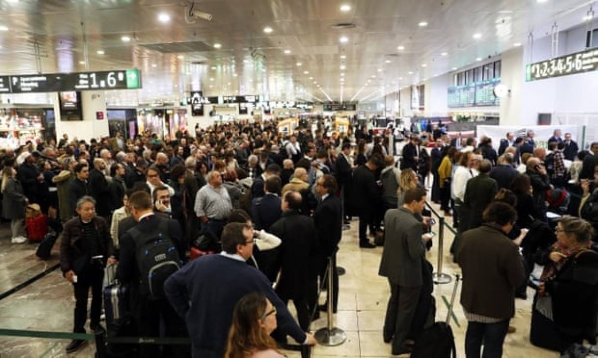 Συναγερμός στην Ισπανία: Εκκενώθηκαν σταθμοί σε Μαδρίτη και Βαρκελώνη