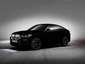 Ένα BMW, σαν από άλλο πλανήτη