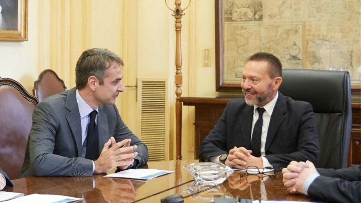 Δέκα προτάσεις Στουρνάρα στον Μητσοτάκη, για να αντέξει η οικονομία