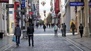 Χωρισμένη στα τρία η Επιτροπή Λοιμωξιολόγων πριν τις κρίσιμες αποφάσεις