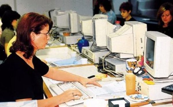 Σε ισχύ το νέο ωράριο στο Δημόσιο