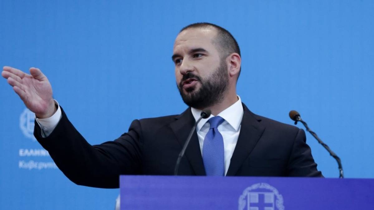 Ακόμα 9 μήνες... ελάφρυνσης υπόσχεται ο Τζανακόπουλος