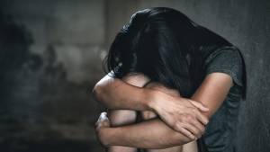 Συνελήφθη προπονητής τένις για σεξουαλική κακοποίηση ανήλικων αθλητριών στην Αττική