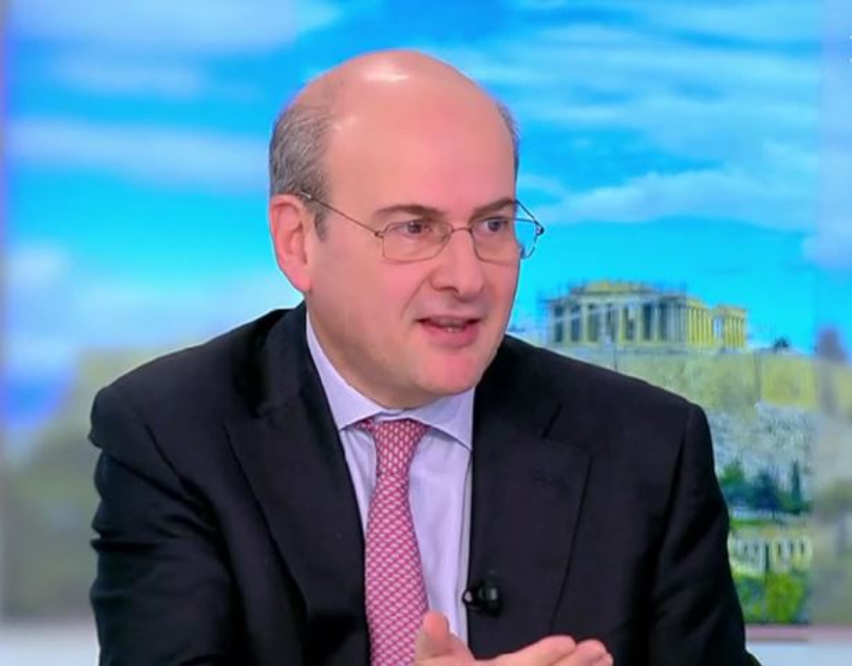 Χατζηδάκης: Μελετάμε σχέδιο μείωσης φόρων-Αναβάθμιση της οικονομίας υπό δύσκολες συνθήκες