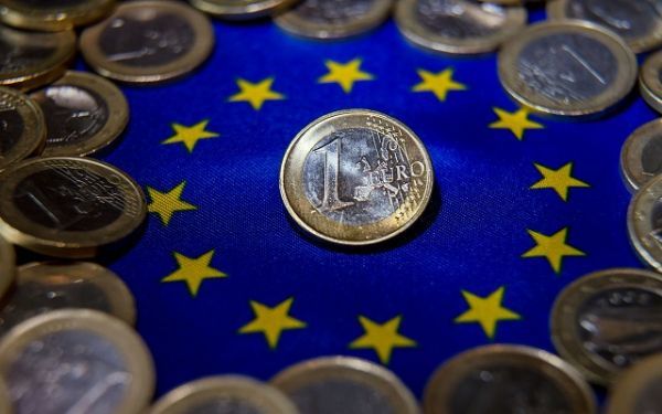 Οπλισμένοι για το χειρότερο-Τα σενάρια σε περίπτωση κατάρρευσης του ευρώ