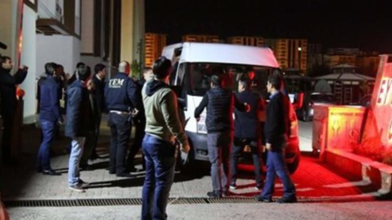 Τουρκία: Νέες εκκαθαρίσεις 4.000 δημοσίων υπαλλήλων