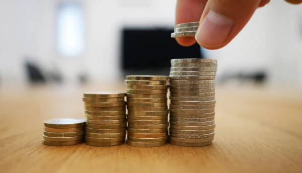 Αύξηση 7,3% στο διαθέσιμο εισόδημα το 3ο τρίμηνο 2024