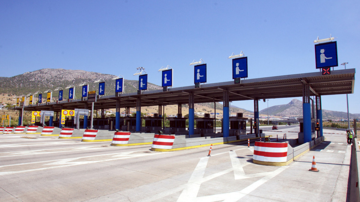 Παραδείγματα για τις αυξήσεις στα διόδια- «Φρένο» ζητά η κυβέρνηση