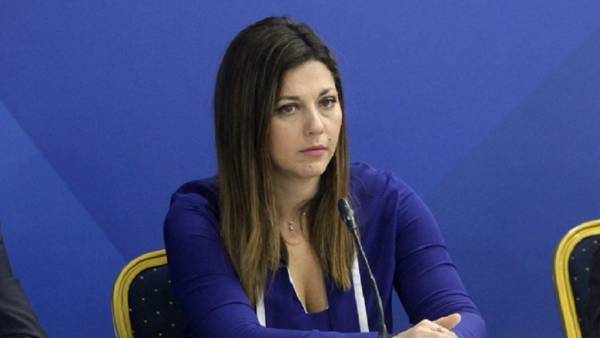 Ζαχαράκη: Τετραπλάσιοι τουρίστες φέτος- Δεν υπάρχει αντιπαράθεση με Μύκονο