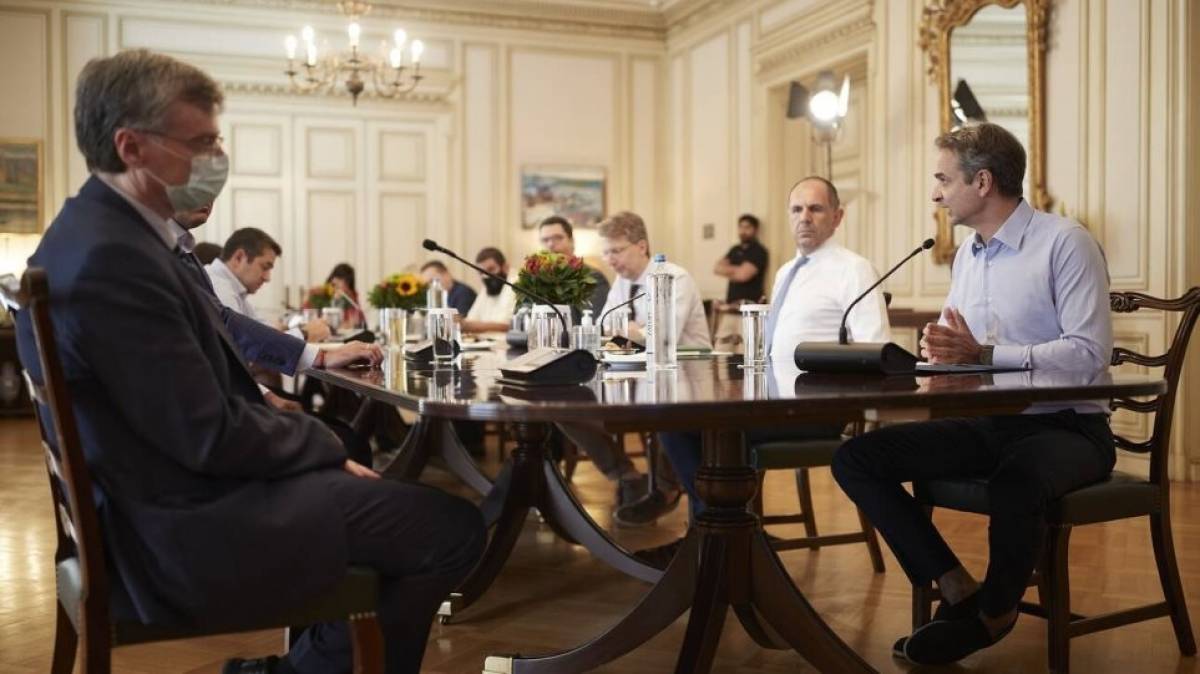 Μητσοτάκης: Το φιλότιμο είναι το εθνικό μας εμβόλιο