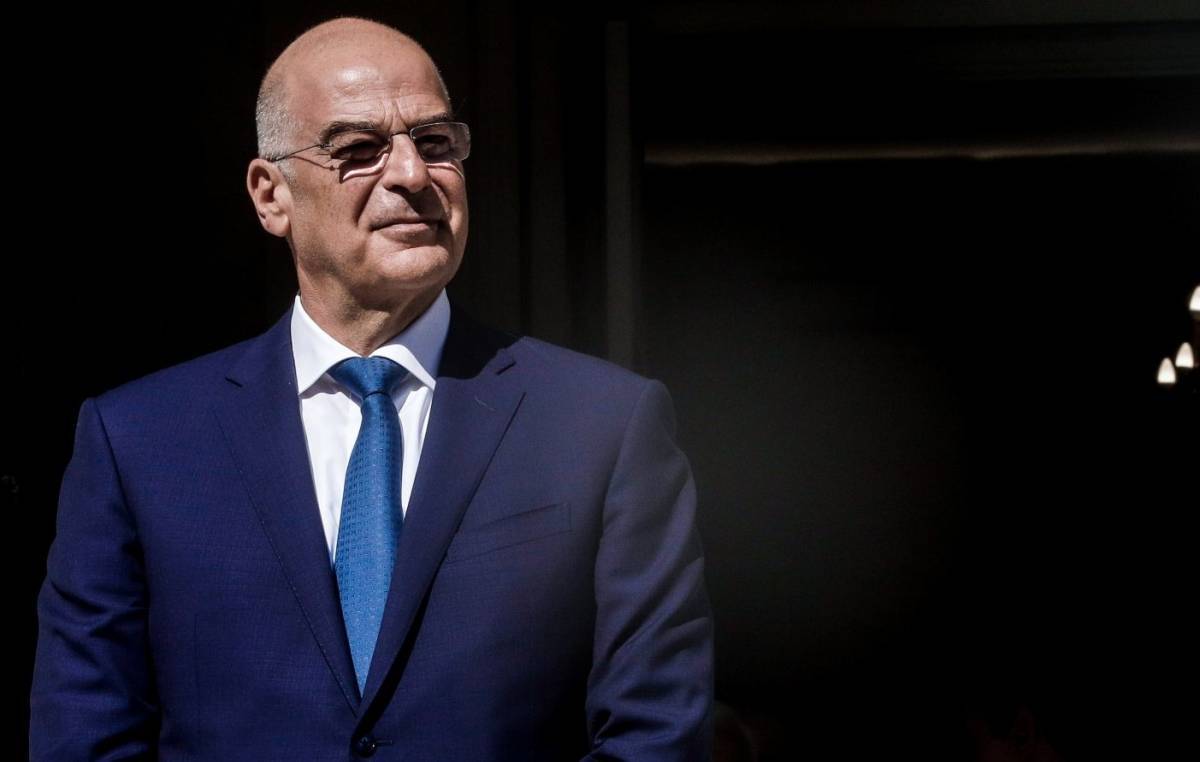 Ιδιωτική συνάντηση Δένδια - Χαφτάρ στο κέντρο της Αθήνας