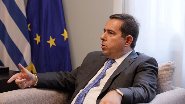Μηταράκης: Υπάρχουν κυκλώματα που στοχοποιούν την χώρα μας