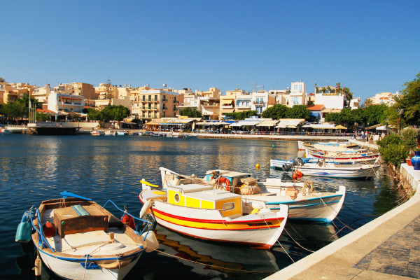 Άνοδος στις τιμές ακινήτων στα νησιά: Πρωταθλήτρια η Κρήτη - Η Αντίπαρος προσπέρασε τη Μύκονο