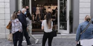 Σε πολλαπλή ταχύτητα η αγορά– «Δειλά– Δειλά» επιστρέφουν οι καταναλωτές