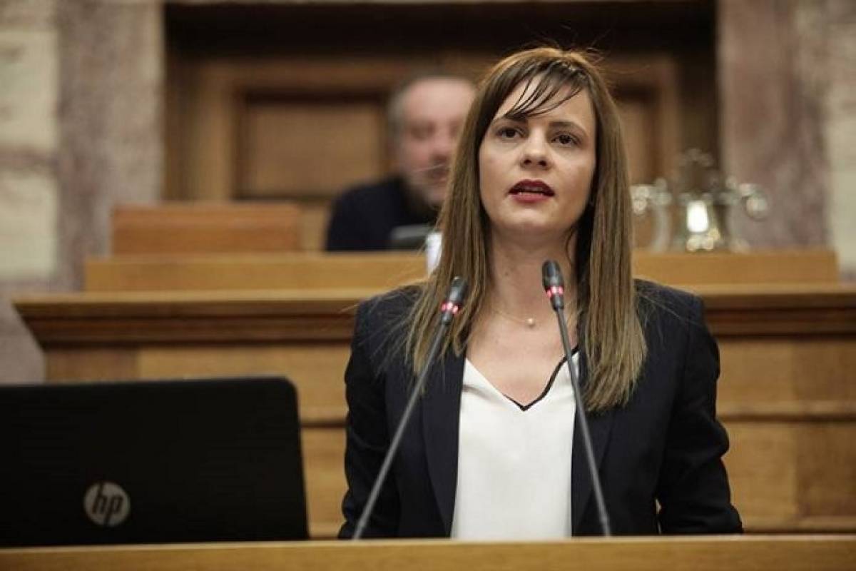 Αχτσιόγλου:Η ΝΔ ψήφισε τις 120 δόσεις και τώρα τοποθετείται απέναντι