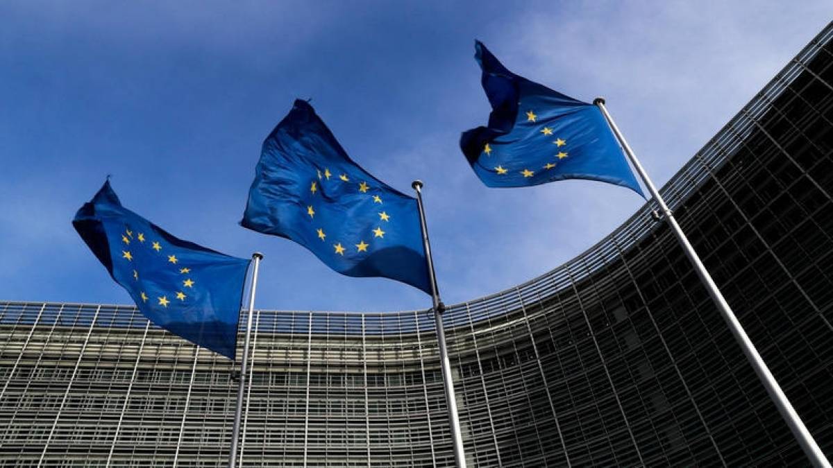 Κομισιόν:Δεν ξέρει τι ποσά δόθηκαν σε εταιρίες δημοσκοπήσεων στην Ελλάδα!