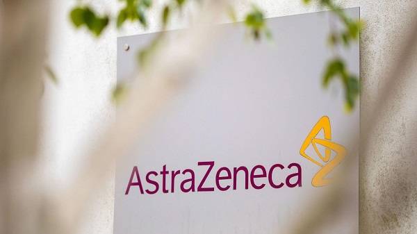 Εμβόλιο AstraZeneca: Ποιες χώρες σταματούν τη χορήγηση και γιατί;