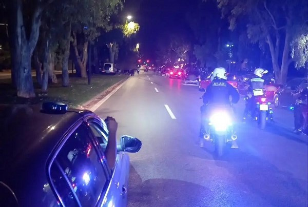 Μπαράζ ελέγχων για τις «κόντρες» στην παραλιακή- 12 συλλήψεις