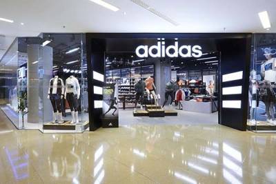 Adidas: Επιστροφή σε κέρδη το τέταρτο τρίμηνο