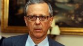 Μπαλτάκος: Ο Τσίπρας ιδρώνει τη φανέλα κι εγώ στέκομαι προσοχή