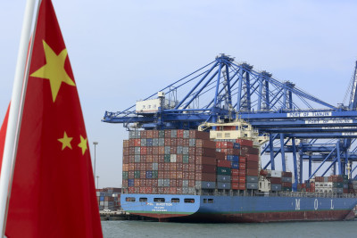 Κίνα: Απρόσμενη μείωση στις εξαγωγές- Πρώτη πτώση από το 2020