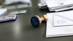 Δεν αλλάζει το παράδοξο με την ψήφο των αποδήμων- «No comment» για Κασιδιάρη