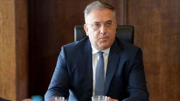 Θεοδωρικάκος: Από τις 83 πορείες μόνο στις 16 έκλεισαν δρόμοι
