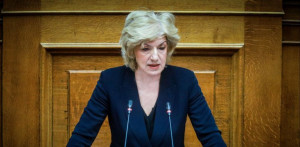 Αναγνωστοπούλου: Συνεχίζεται ο εμπαιγμός των καλλιτεχνών προσωπικά από τον Μητσοτάκη