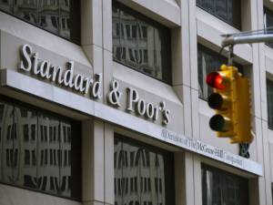 Standard &amp; Poor’s: Θετικό σήμα για τις τράπεζες της Ελλάδας
