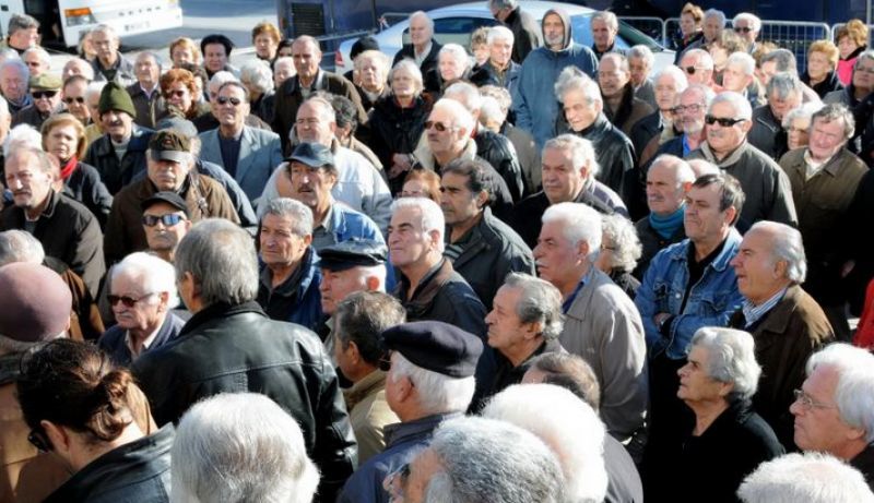 "Στον αέρα" οι συντάξεις Αυγούστου