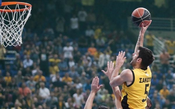 Πρωτάθλημα Α1: «Ζευγάρωσε» τις νίκες η ΑΕΚ κόντρα στον Άρη
