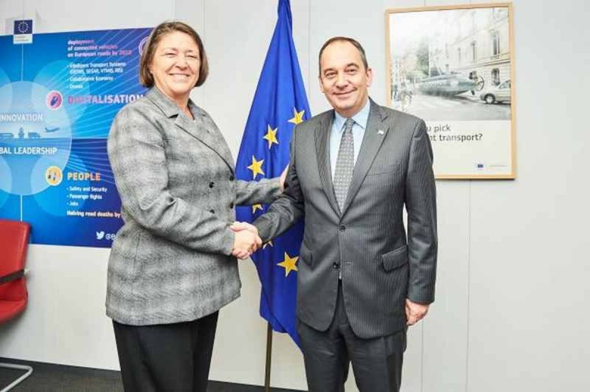 Η ανταγωνιστικότητα της ευρωπαϊκής ναυτιλίας στο επίκεντρο της συνάντησης Πλακιωτάκη-Bulc
