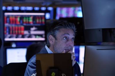 Wall Street: Στάση αναμονής από τους επενδυτές-Τα «βλέμματα» στα μάκρο
