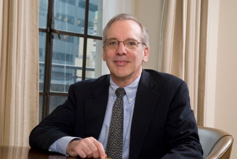 Dudley(Fed): Νωρίς για να μιλήσουμε για αρνητικά επιτόκια