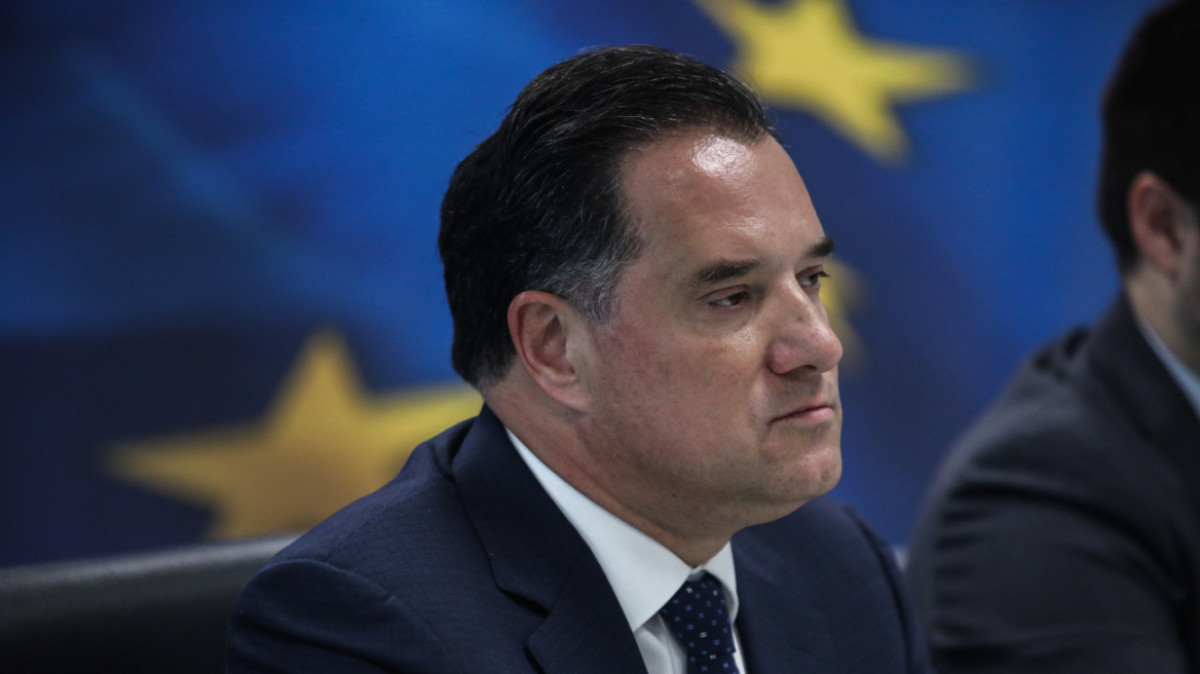 Τροχαίο ατύχημα για τον Άδωνι Γεωργιάδη στο κέντρο της Αθήνας
