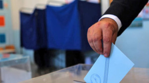 Δημοσκόπηση MRB: 72% αξιολογεί αρνητικά την κυβέρνηση- «Κερδίζουν» οι συνεργασίες